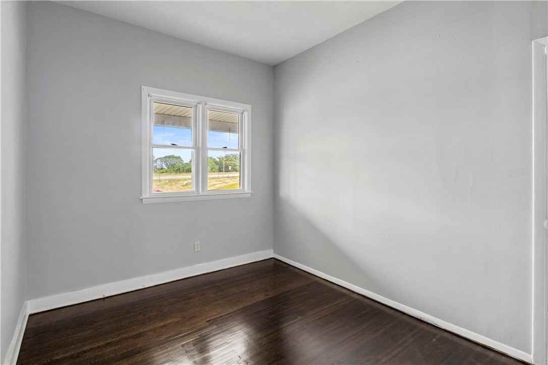 63 Malone St - Photo 7 of 7