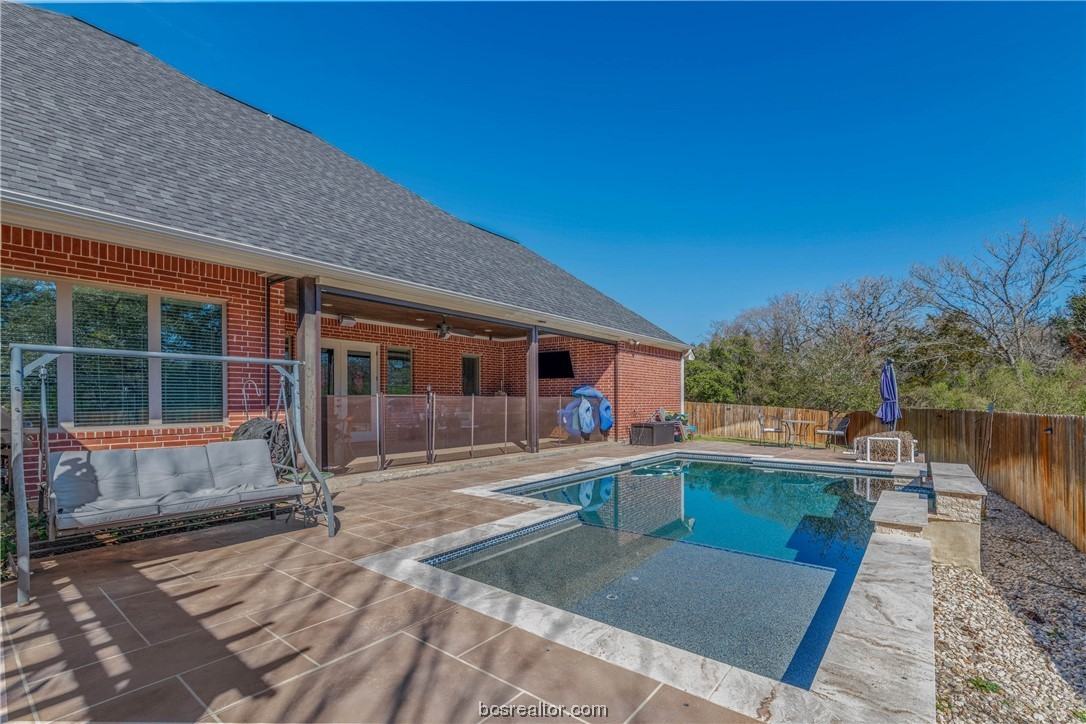 4079 Crooked Creek Path - Photo 3 of 36