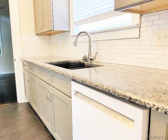 3244 Le Bron Rd - Photo 6 of 28