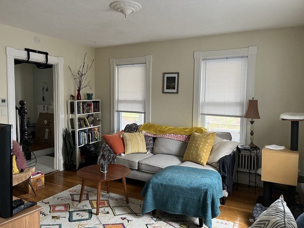 20 Winter Ave ##0 - Photo 2 of 10