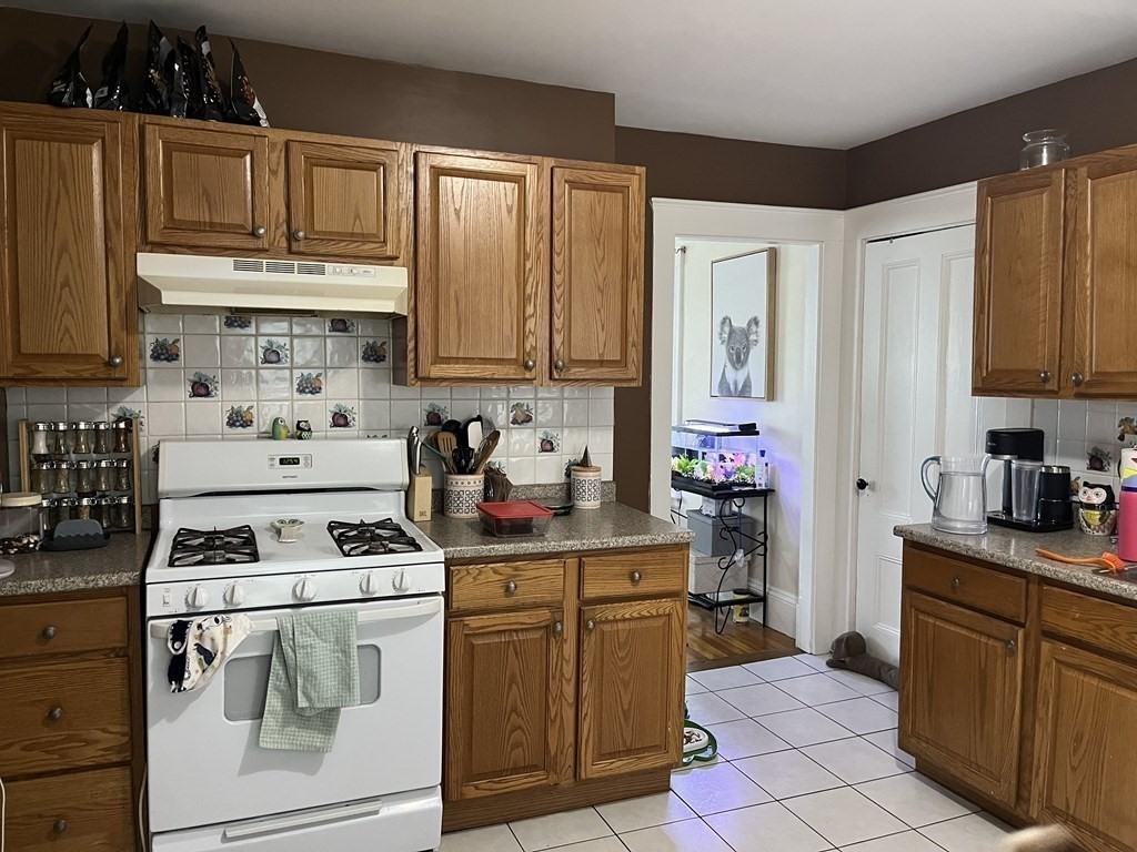 20 Winter Ave ##0 - Photo 4 of 10