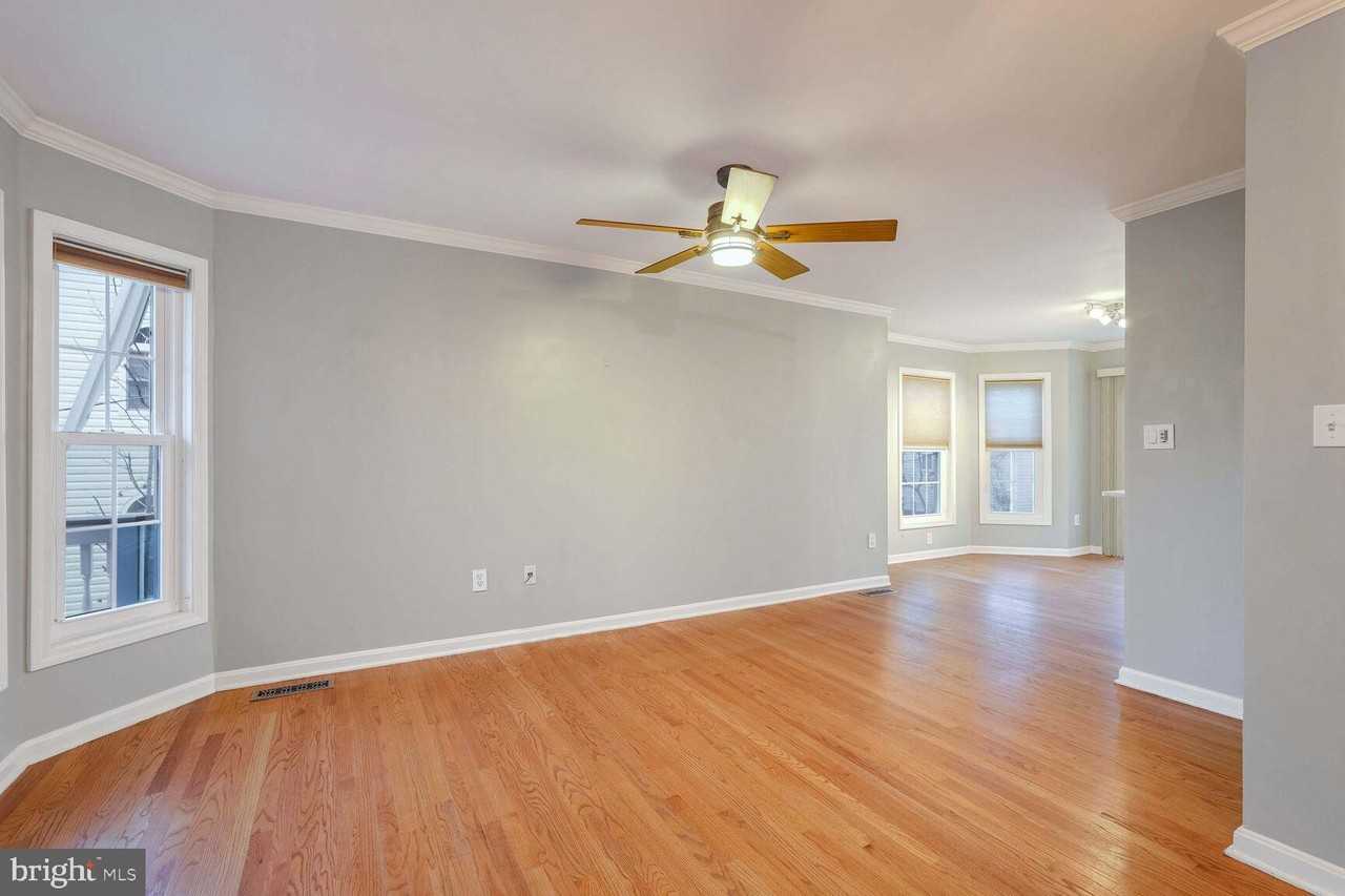 6409 Second St - Photo 2 of 24