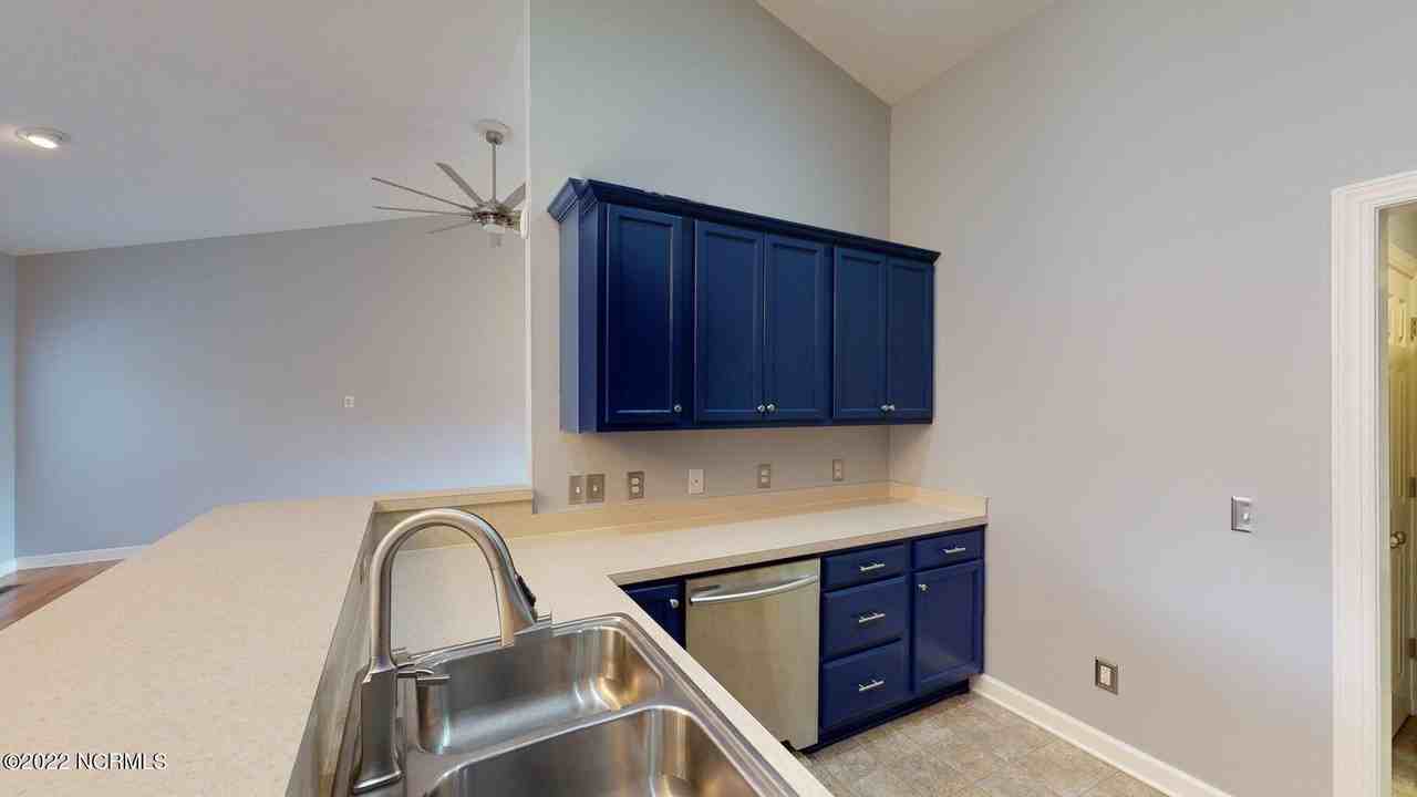 11 Lassiter Ln - Photo 3 of 19