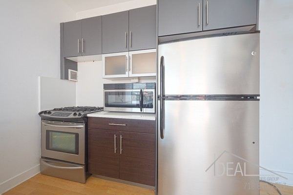 Franklin Avenue and Lexington Avenue - Photo 3 of 8