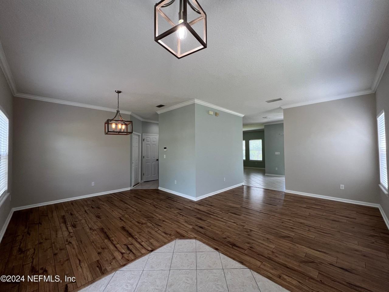 1505 Chatham Ct - Photo 5 of 50