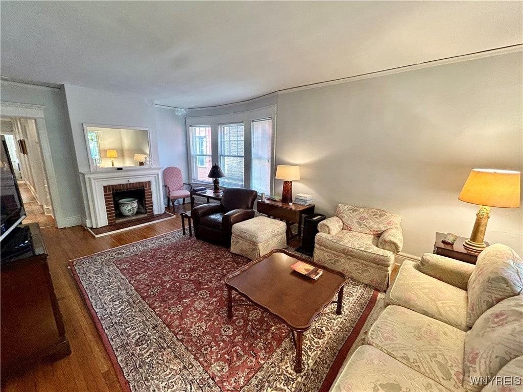 711 Lafayette Ave - Photo 7 of 23