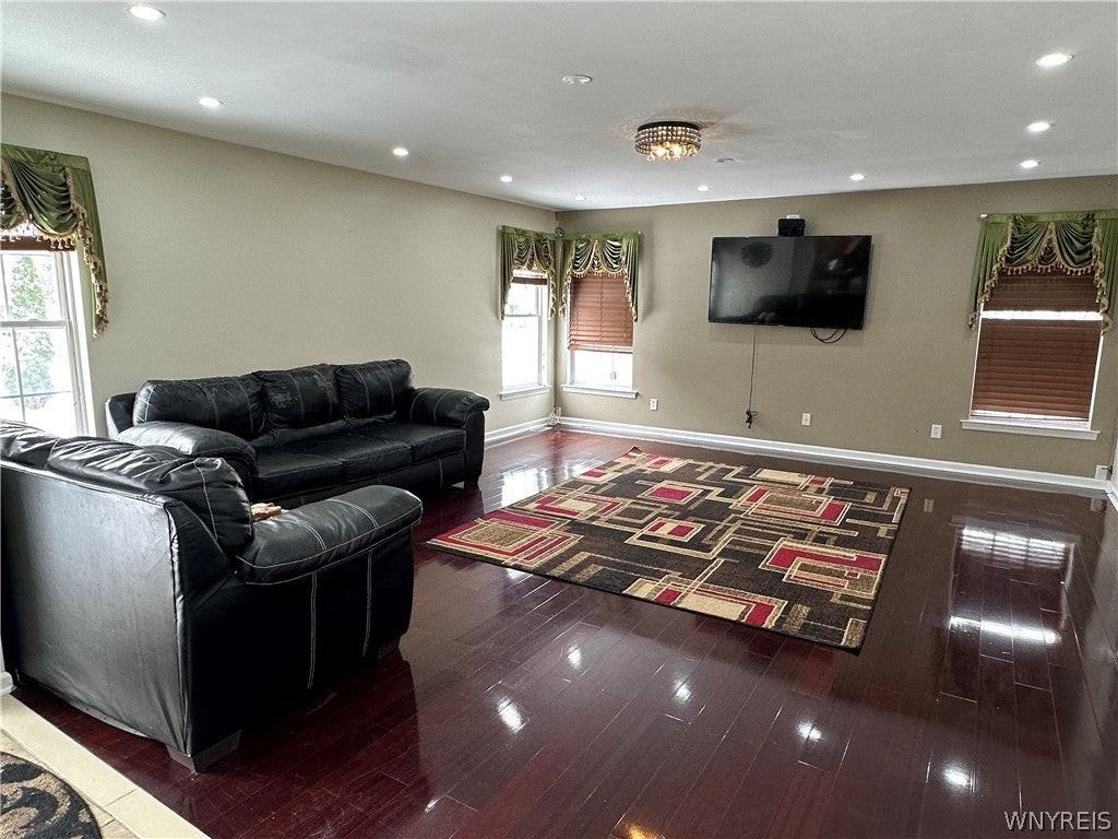 30 Westwind Ln - Photo 4 of 33