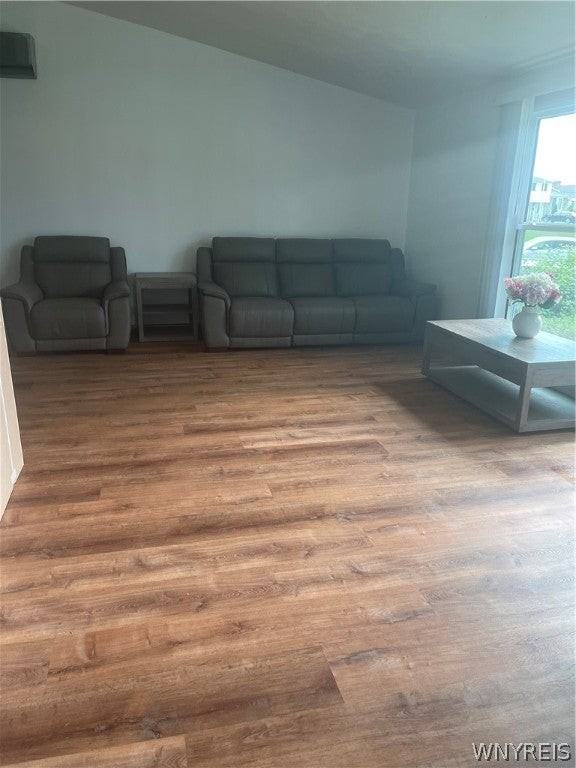 83 Clifford Hts - Photo 7 of 20