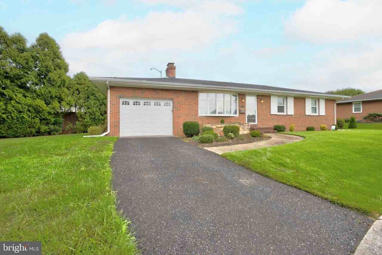 625 Gayle Dr - Photo 3 of 36