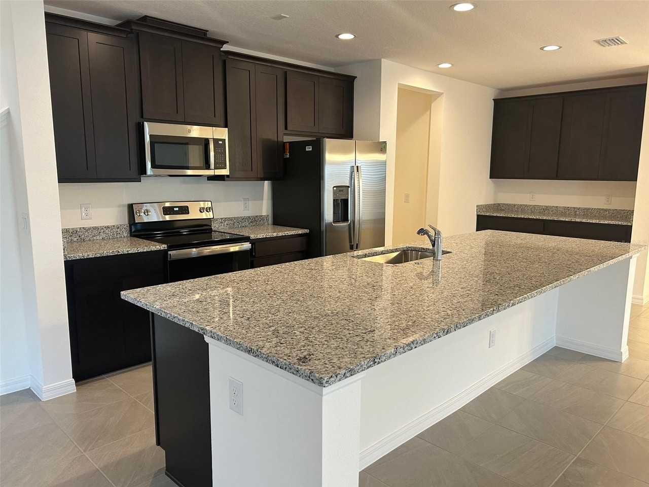 5029 Blue Hammock Court - Photo 3 of 24