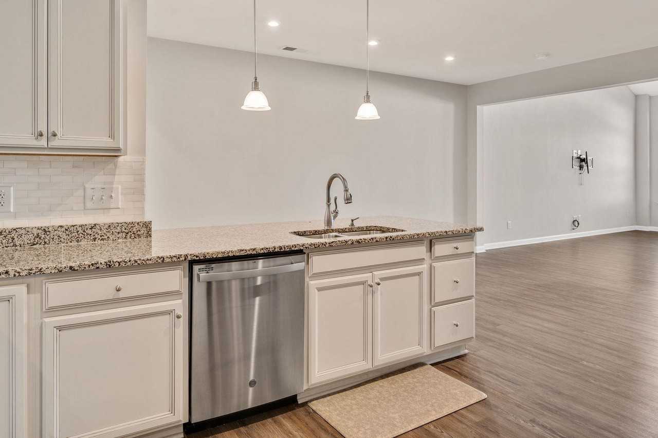 163 Brier Ridge Dr - Photo 7 of 21