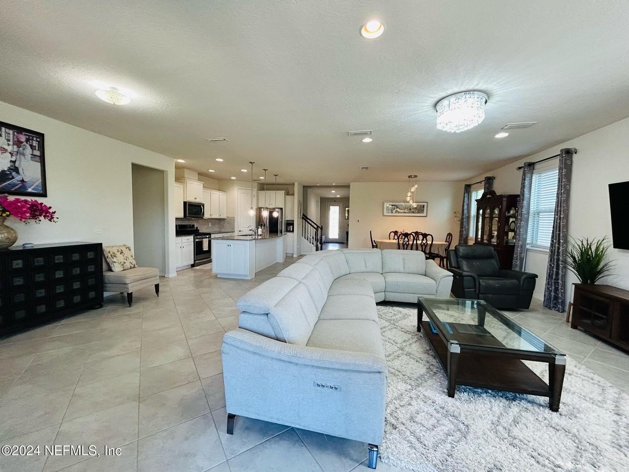 152 Broomsedge Cir - Photo 2 of 26