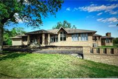 837 W River Rd - Photo 1 of 1