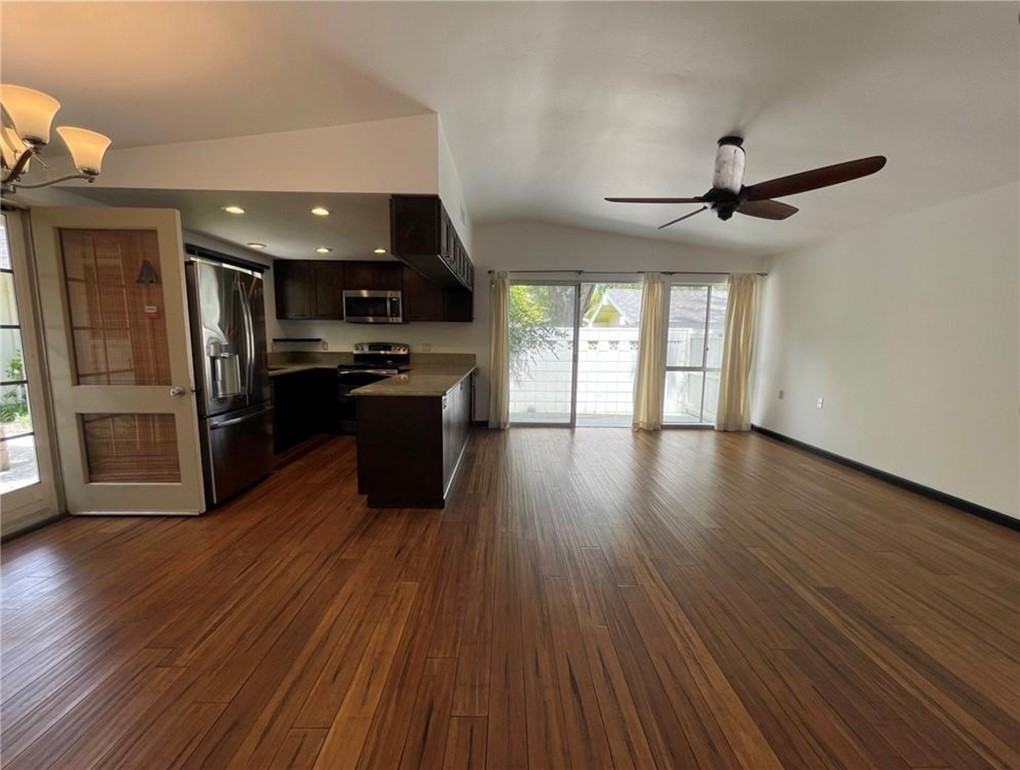 414 Avenida Castilla ##A - Photo 3 of 14