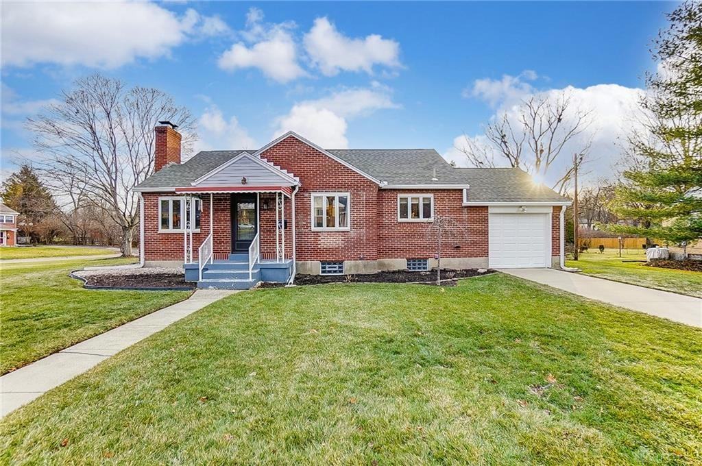 364 Winding Way - Photo 2 of 26