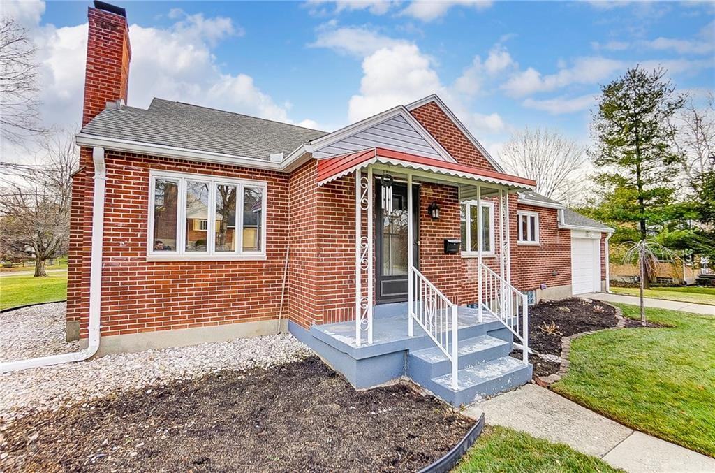 364 Winding Way - Photo 3 of 26