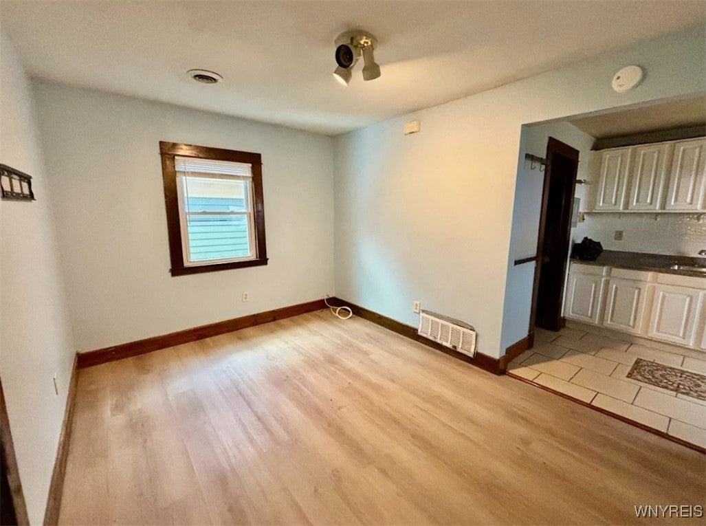 51 Days Park - Photo 4 of 11