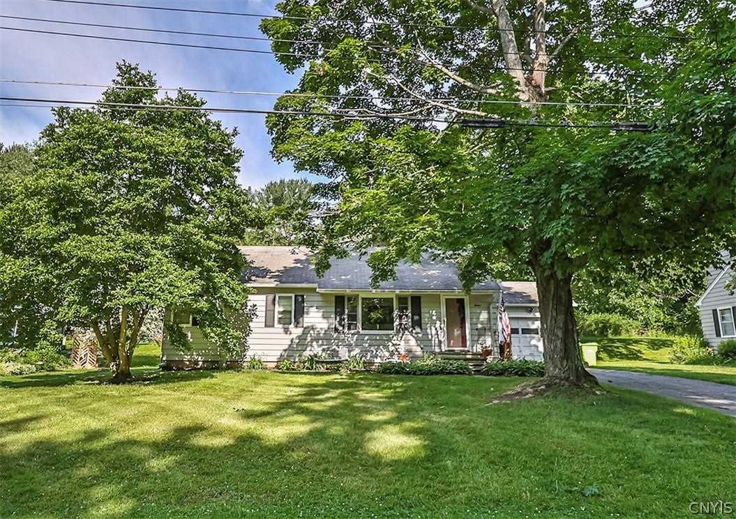 12 S Ten Eyck Ave - Photo 3 of 27