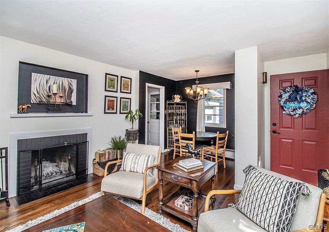 12 S Ten Eyck Ave - Photo 7 of 27