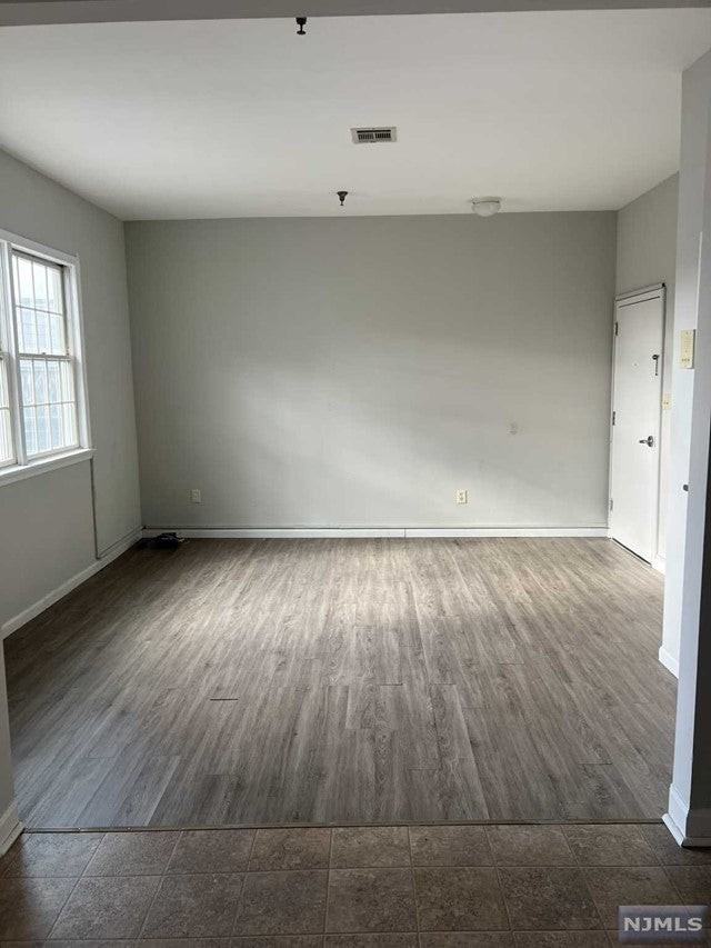 250 Park Ave - Photo 3 of 10