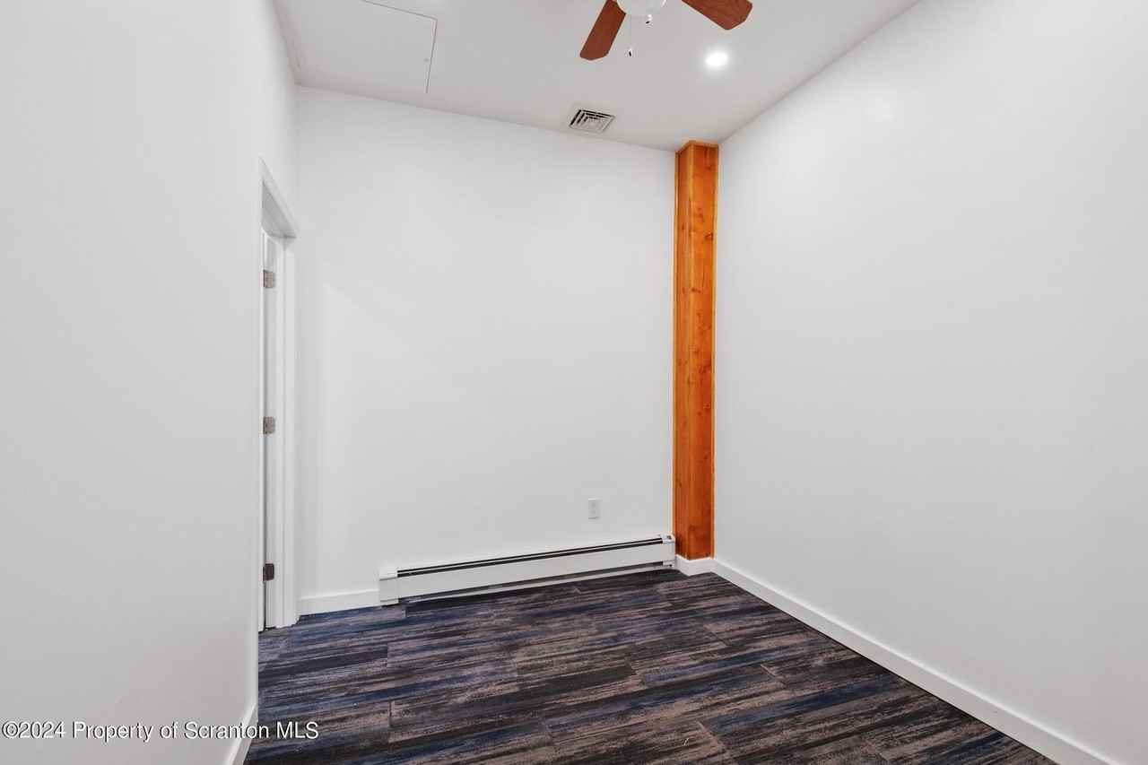 305 N Main Ave - Photo 6 of 16