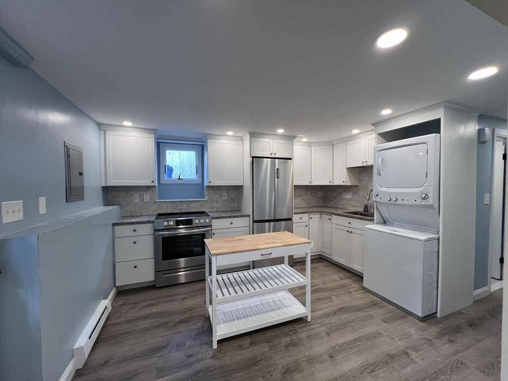 19 Burroughs St ##1 - Photo 3 of 7