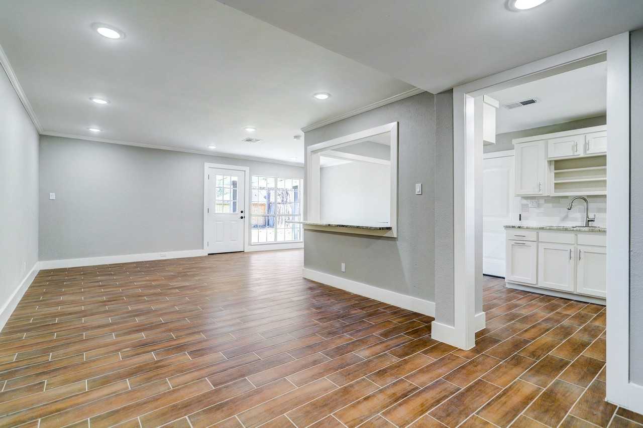 4001 Woodshire St - Photo 2 of 14