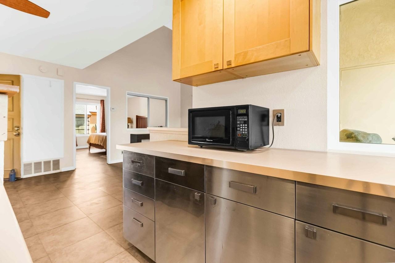 48255 Monroe St Apt 15 - Photo 2 of 21