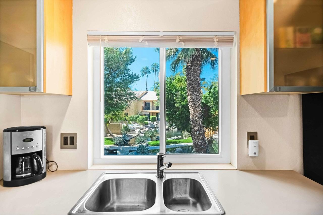 48255 Monroe St Apt 15 - Photo 4 of 21