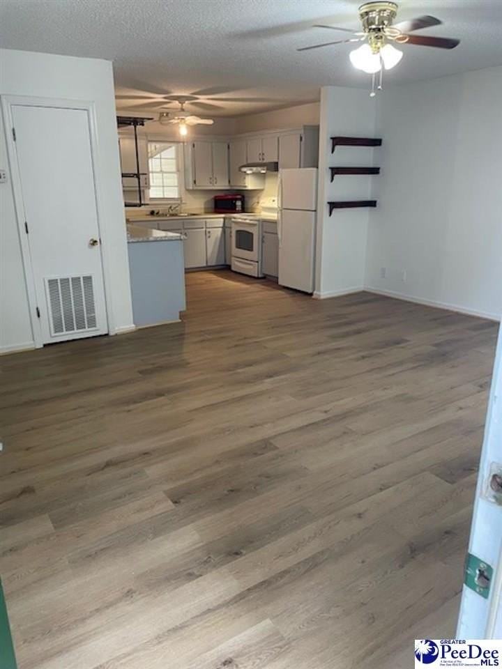 1724 W Pine Lake Dr - Photo 2 of 11