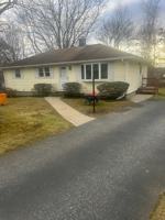 featured image of 7 Dawson Cir