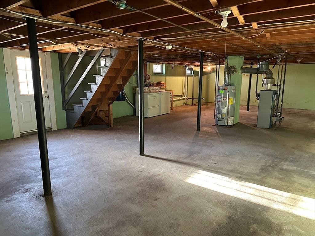 7 Dawson Cir - Photo 3 of 14