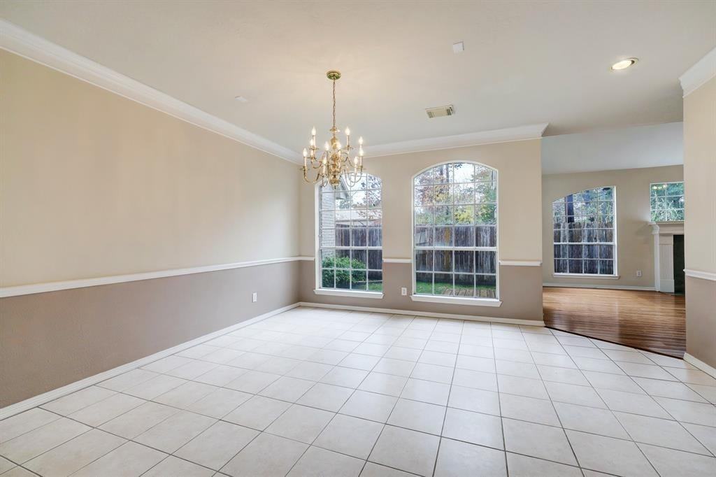 1413 Whispering Pines Dr - Photo 3 of 25