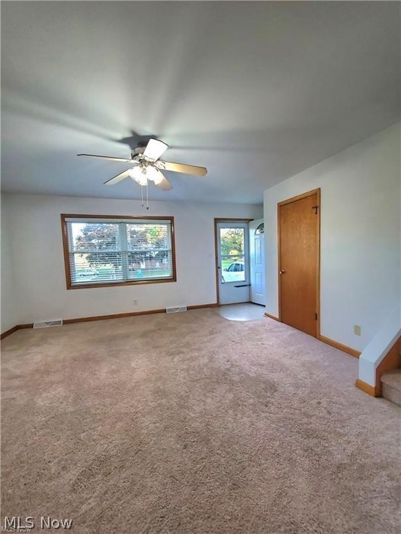 2448 Twin Lakes Dr - Photo 2 of 15