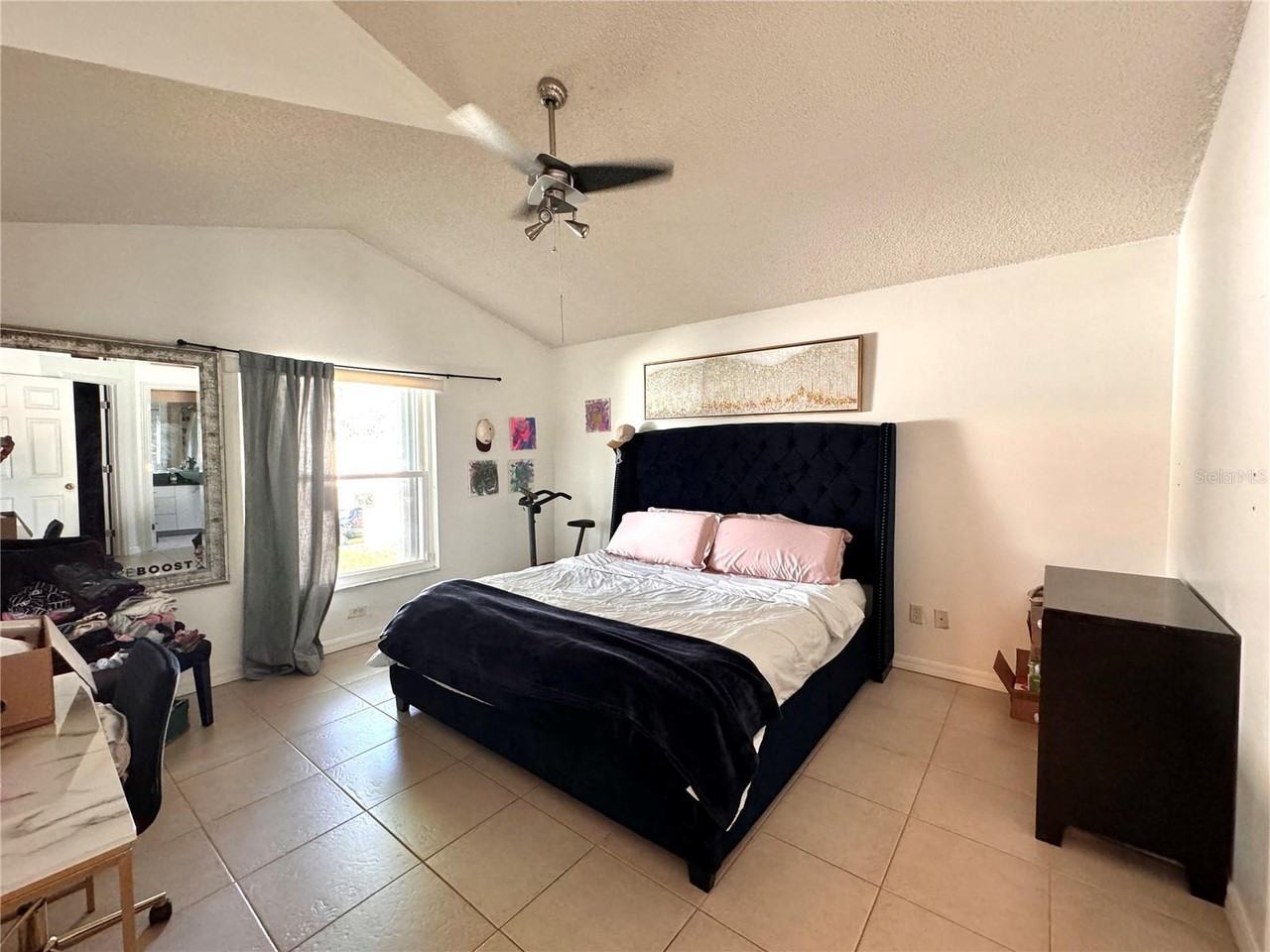 1705 Circe Lake Ct - Photo 4 of 9