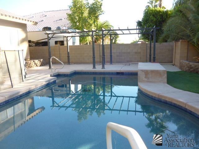 4325 W 23rd St - Photo 3 of 37