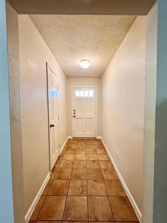 5909 Country Pl - Photo 2 of 19