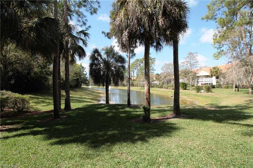 273 Robin Hood Cir - Photo 2 of 28