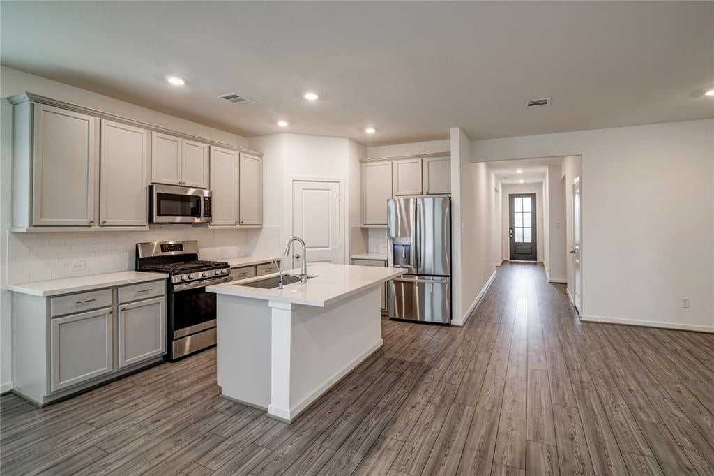 9606 Angelina Water Dr - Photo 2 of 17