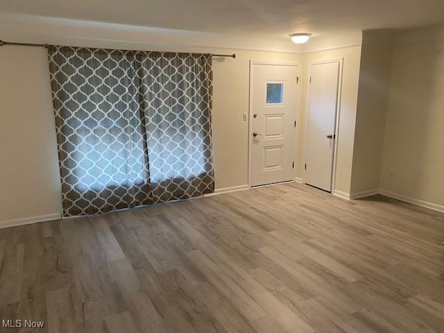 1281 Bonnie Ln - Photo 2 of 21