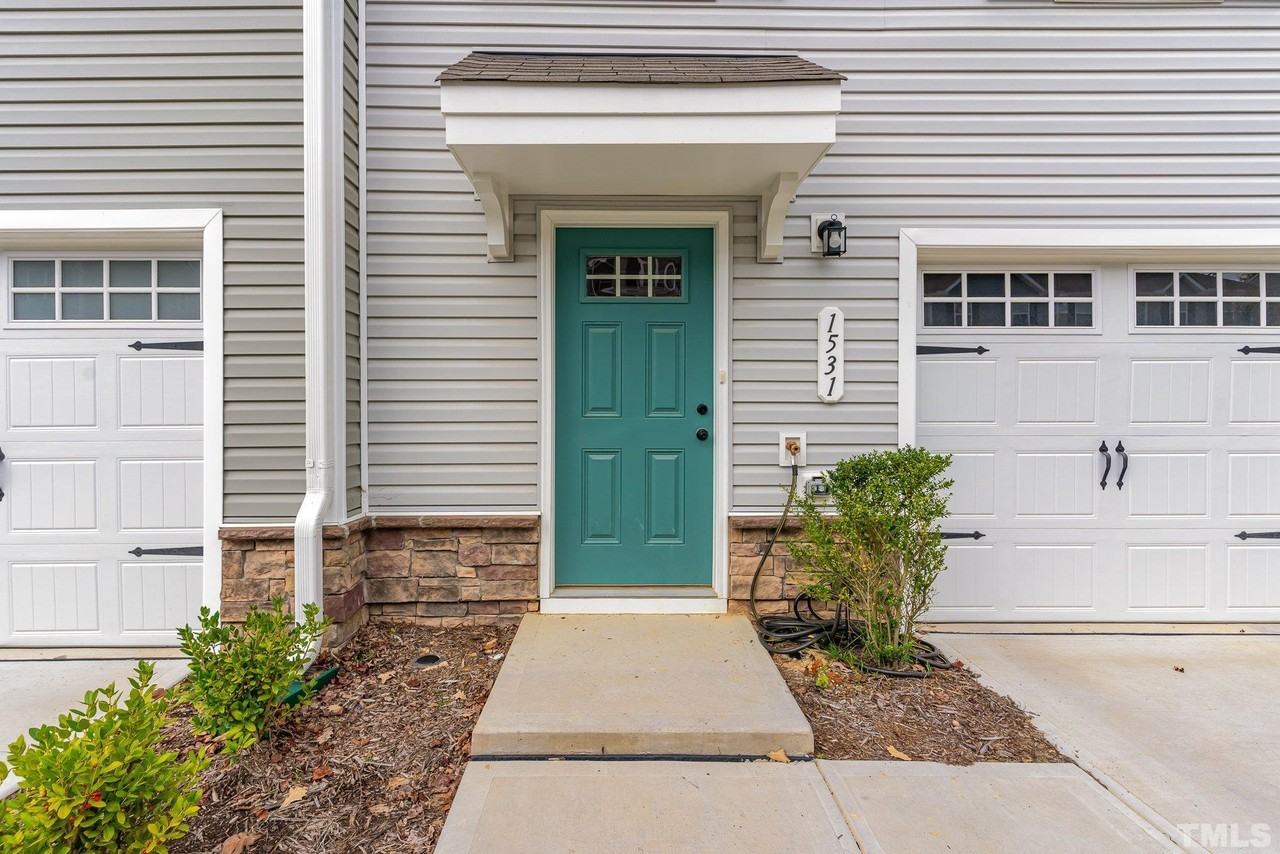 1531 Indigo Creek Dr - Photo 2 of 23