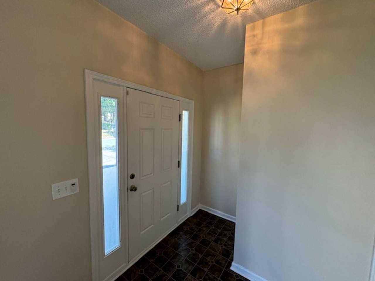 8604 Bratt Ave - Photo 2 of 32