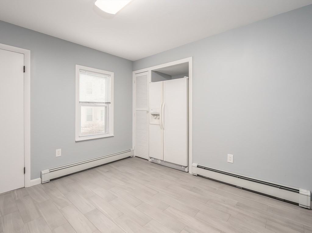62 Temple St ##2 - Photo 6 of 18