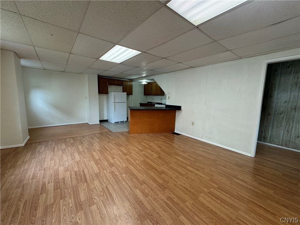 253 West 5th Street - Photo 4 of 18