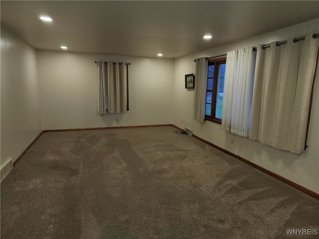 4570 California Rd - Photo 3 of 11