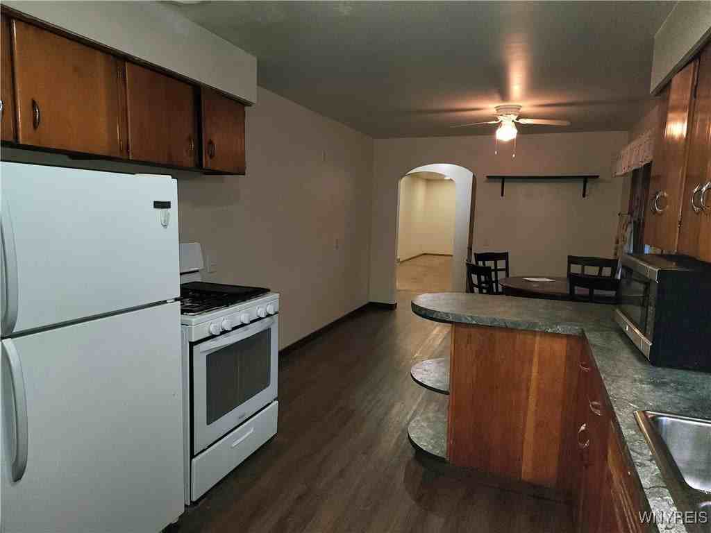 4570 California Rd - Photo 5 of 11