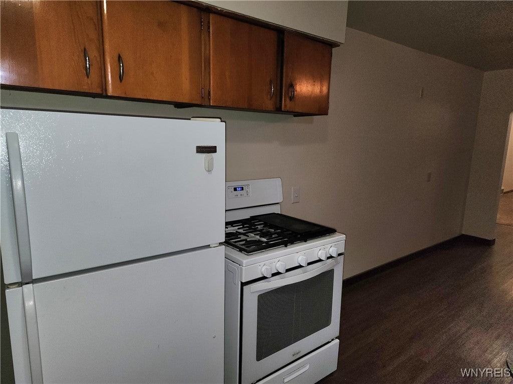 4570 California Rd - Photo 6 of 11