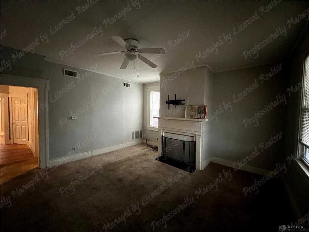 34 N Crawford St - Photo 3 of 19