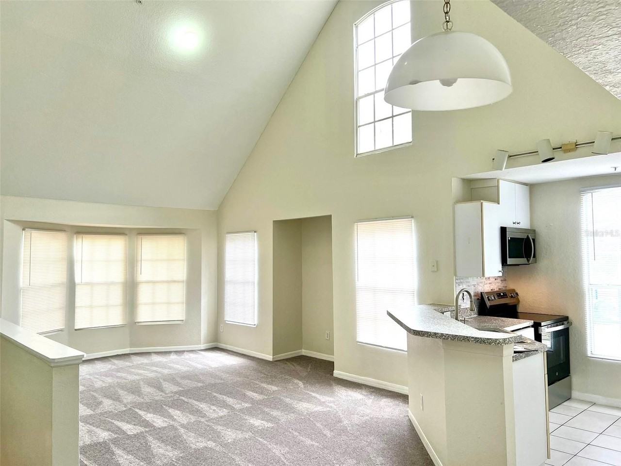 6360 Raleigh St - Photo 4 of 26