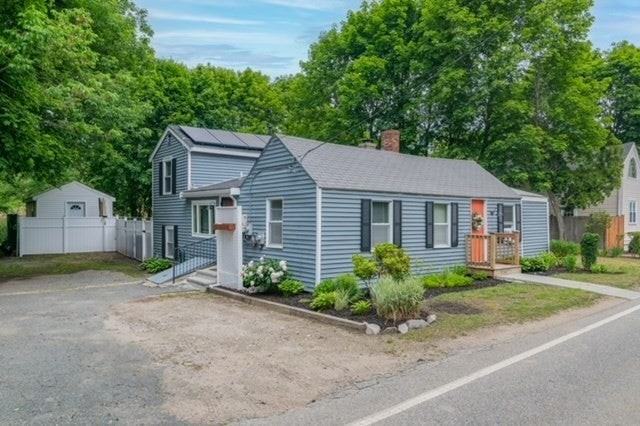220 Stockbridge Rd - Photo 2 of 17